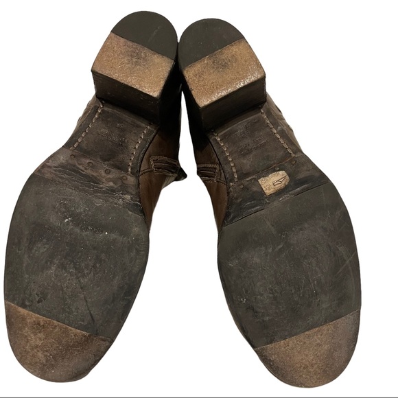 Leather Made in Italy Block Heel Flat Round Rivet Detail Inside Zip Ankle Boot - Picture 15 of 16